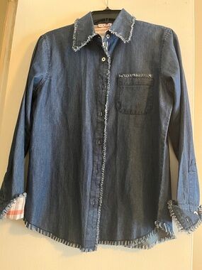 Dizzy Lizzie Denim Frayed Shirt Tizzie M
